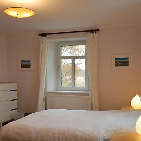 Ruhiges, Gemuetliches Ferienhaus Mit Grossem Garten Вэм Экстерьер фото